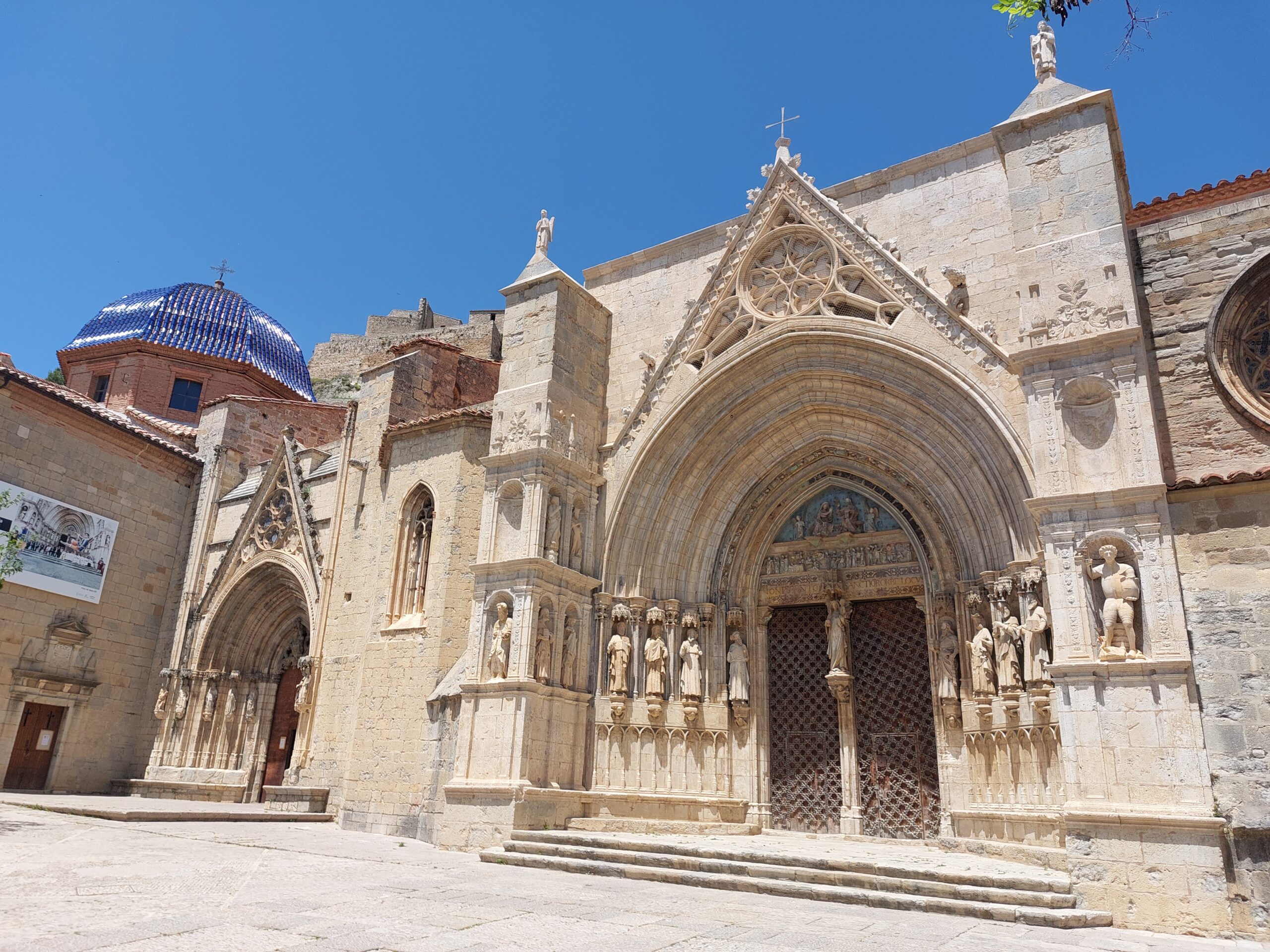 Morella and Vilafamés Day Trip