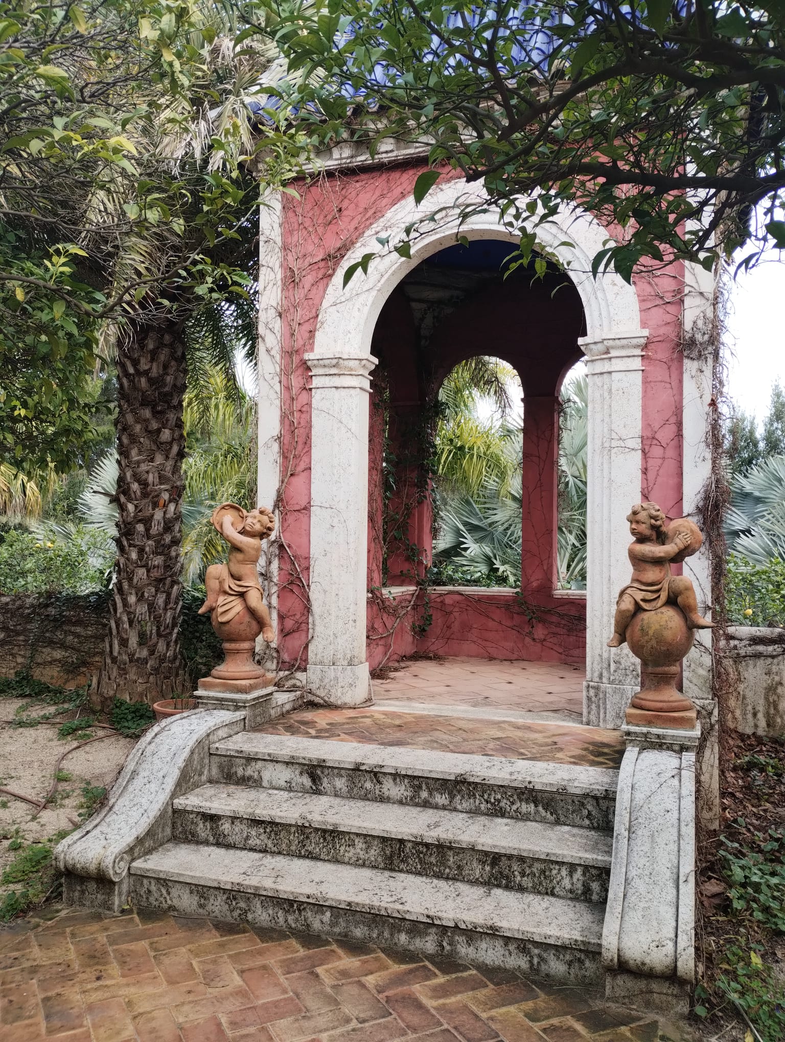 Albarda Gardens and Denia Day Trip